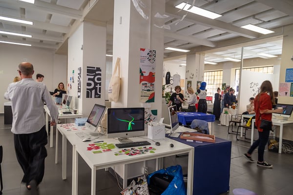 LongStoryShort_Exhibition