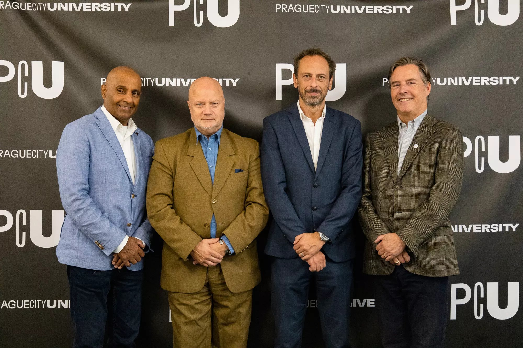 schoolof-business-team_Visegrad_Grant