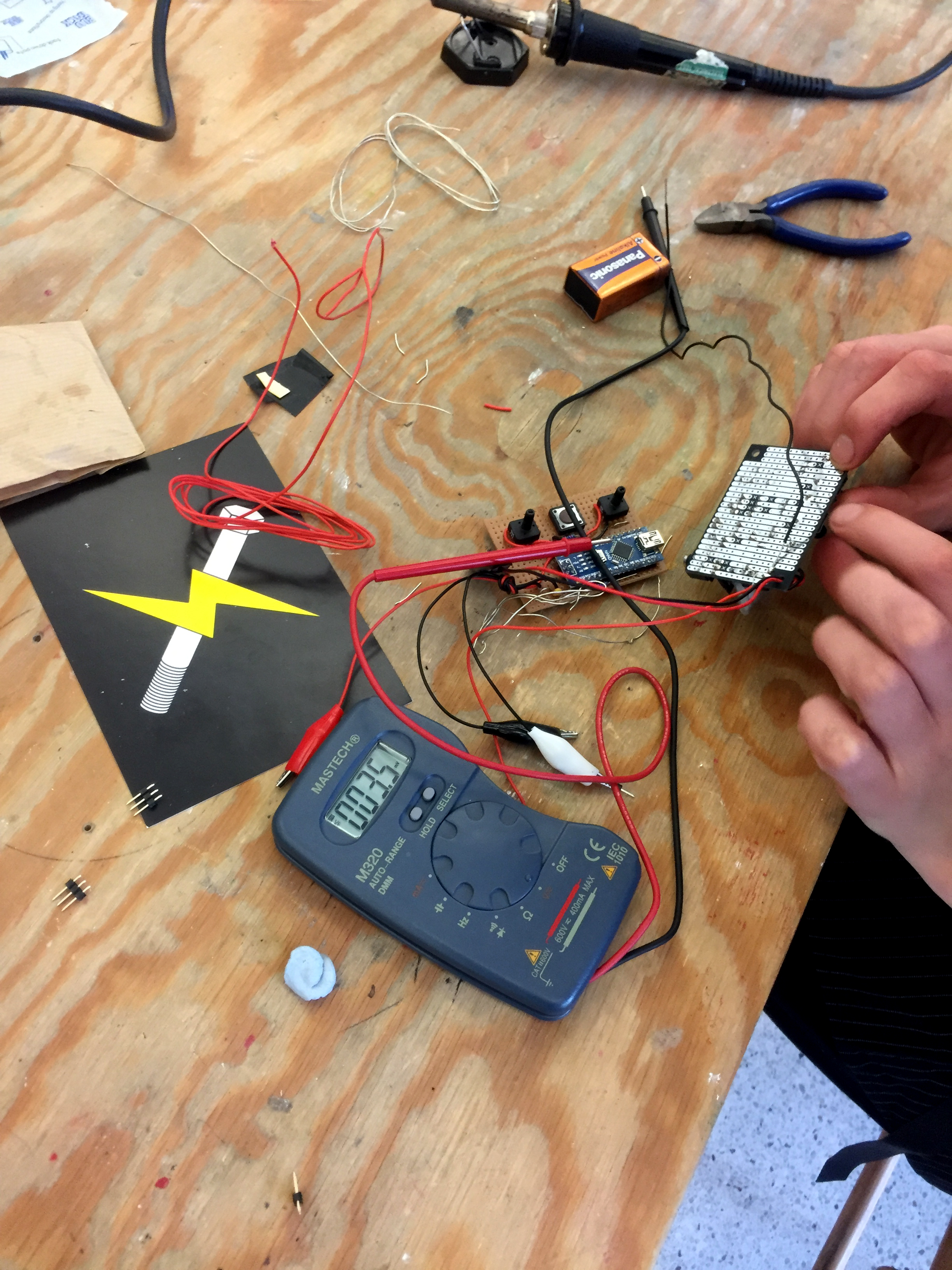 INPUT Workshop #11 w/ Dirty electronics & Max Wainwright Part 1